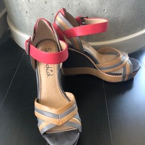 Splendid Wedges